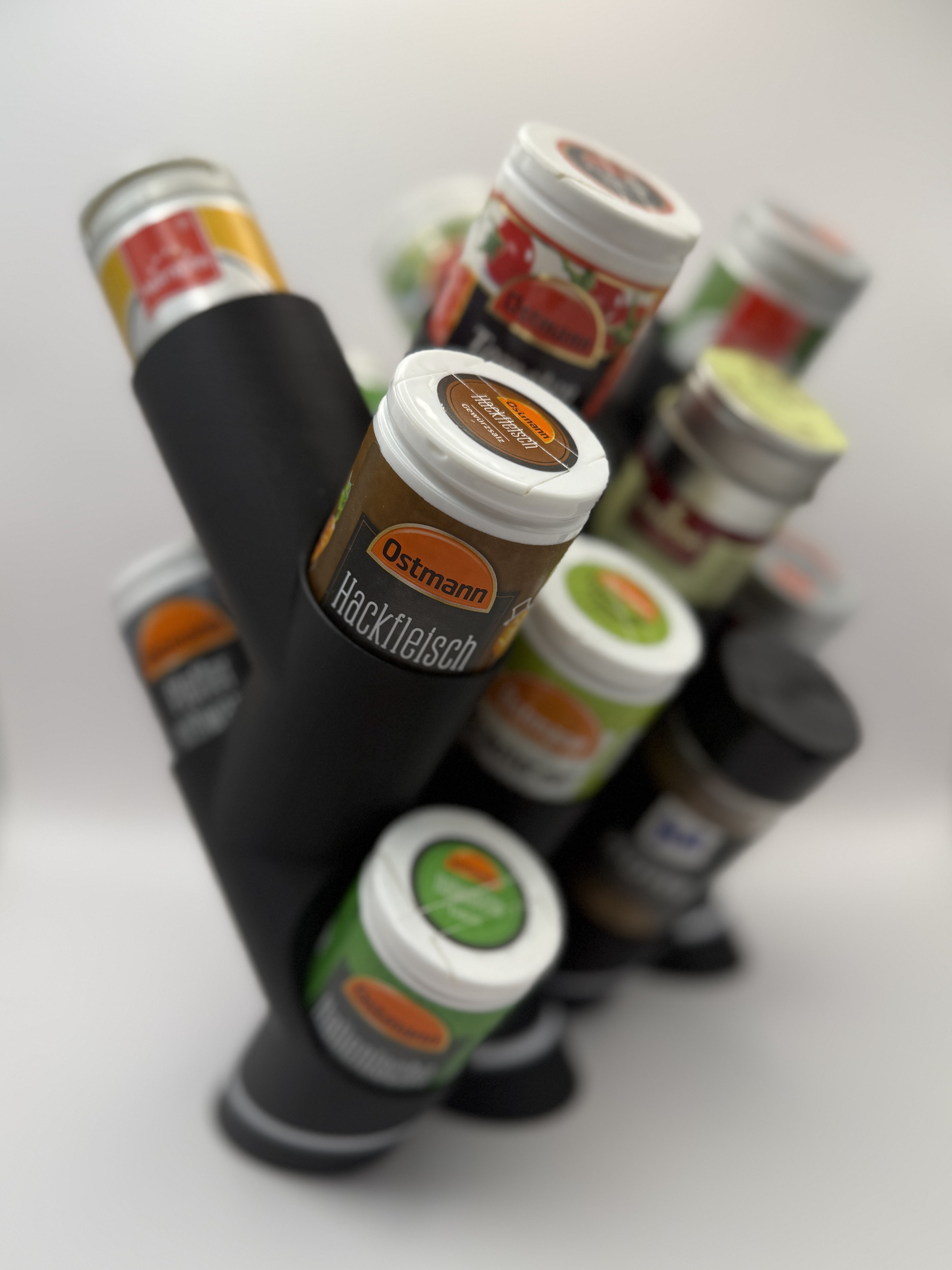 Stylischer Gewürzständer x16