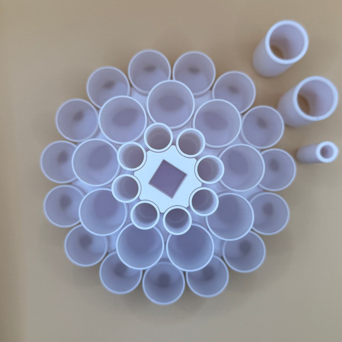 Geldtorte selber machen – 3D-Gestell für Geldscheine