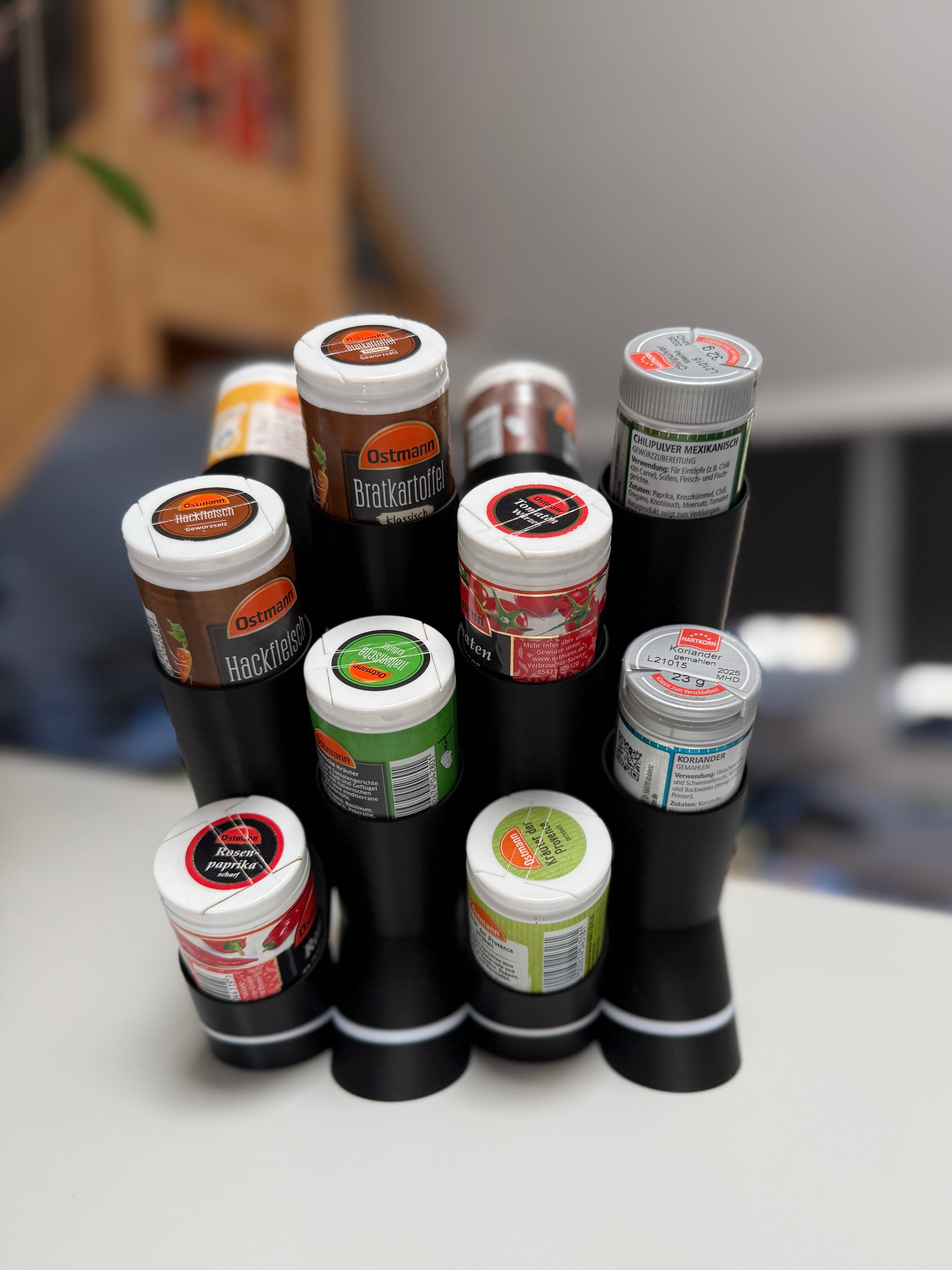 Stylischer Gewürzständer x16